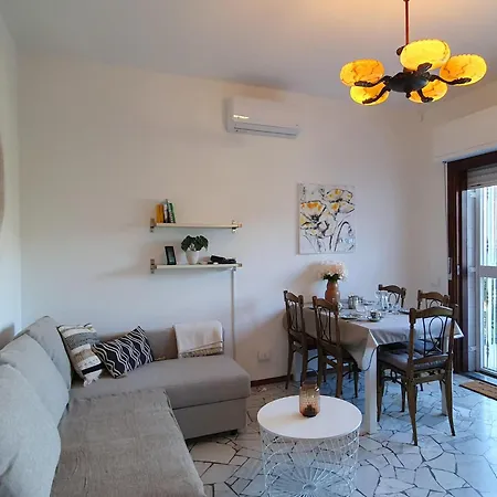 In With Private Garden Tatil Evi